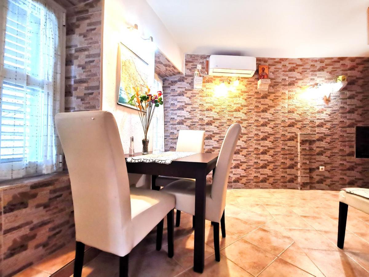 Old Town Boskovic Apartment كوتور المظهر الخارجي الصورة