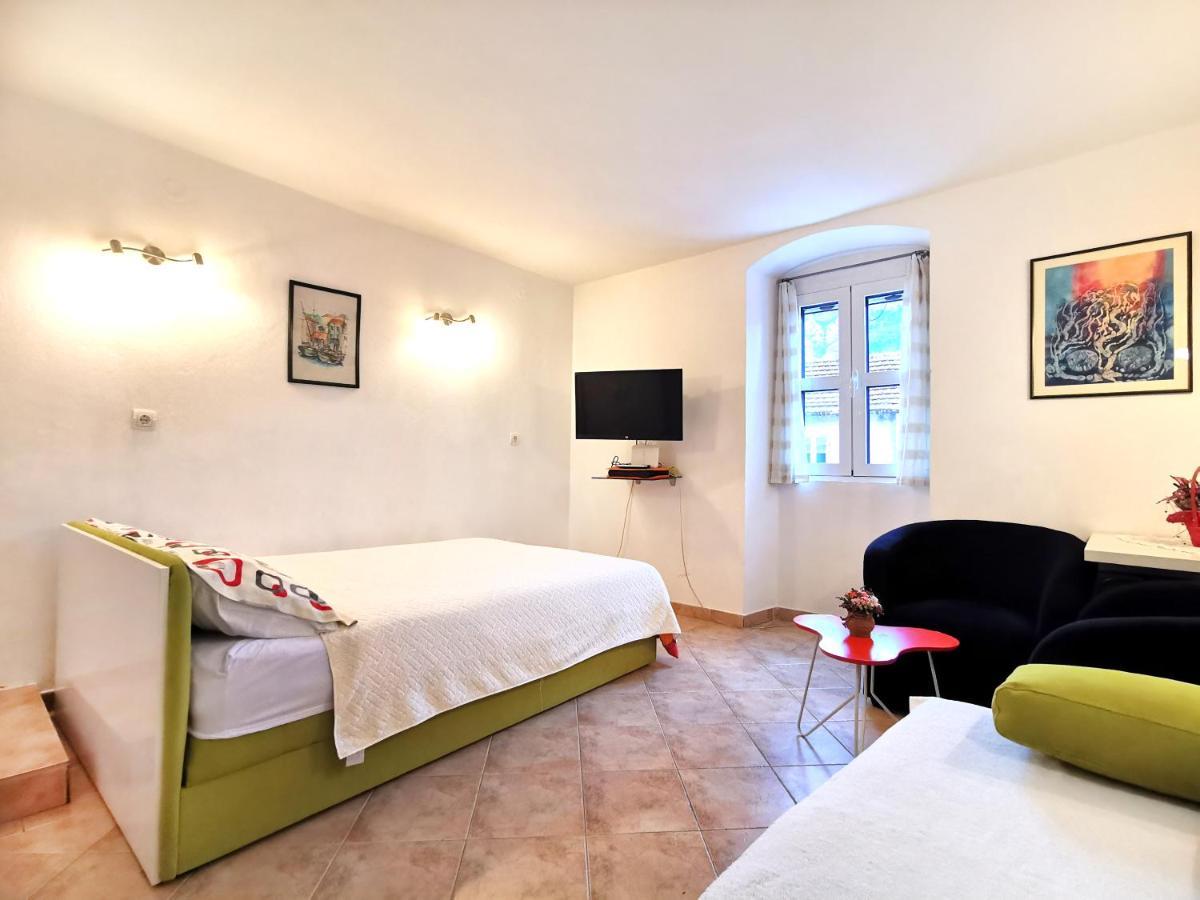 Old Town Boskovic Apartment كوتور المظهر الخارجي الصورة