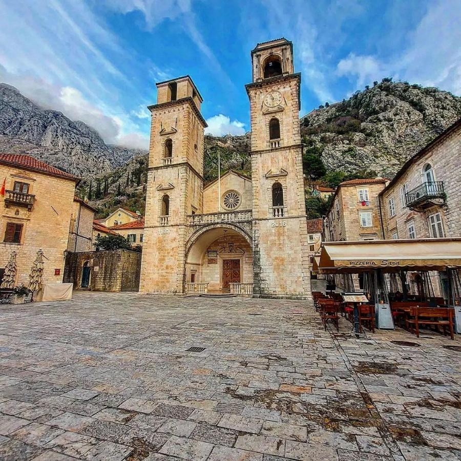 Old Town Boskovic Apartment كوتور المظهر الخارجي الصورة